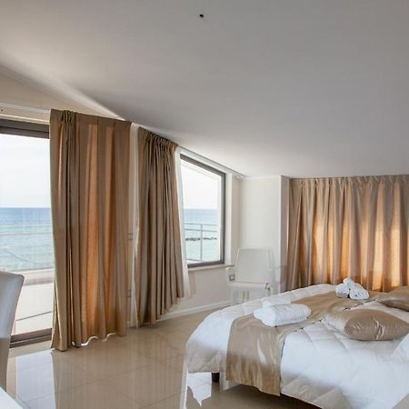 Hotel Dolce Stella Torre Melissa Eksteriør bilde