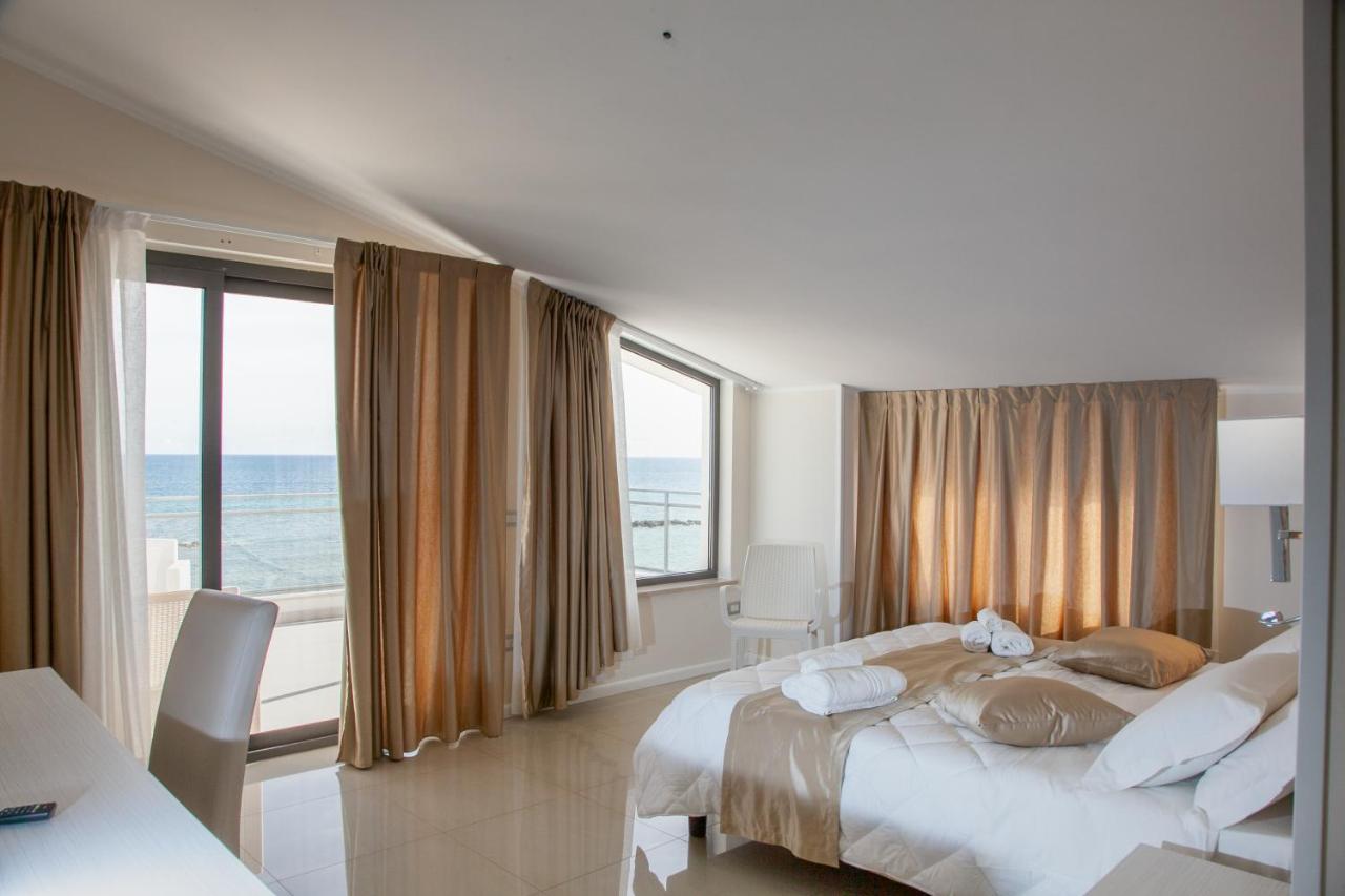 Hotel Dolce Stella Torre Melissa Eksteriør bilde