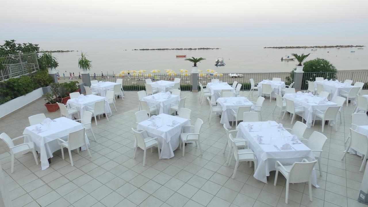 Hotel Dolce Stella Torre Melissa Eksteriør bilde