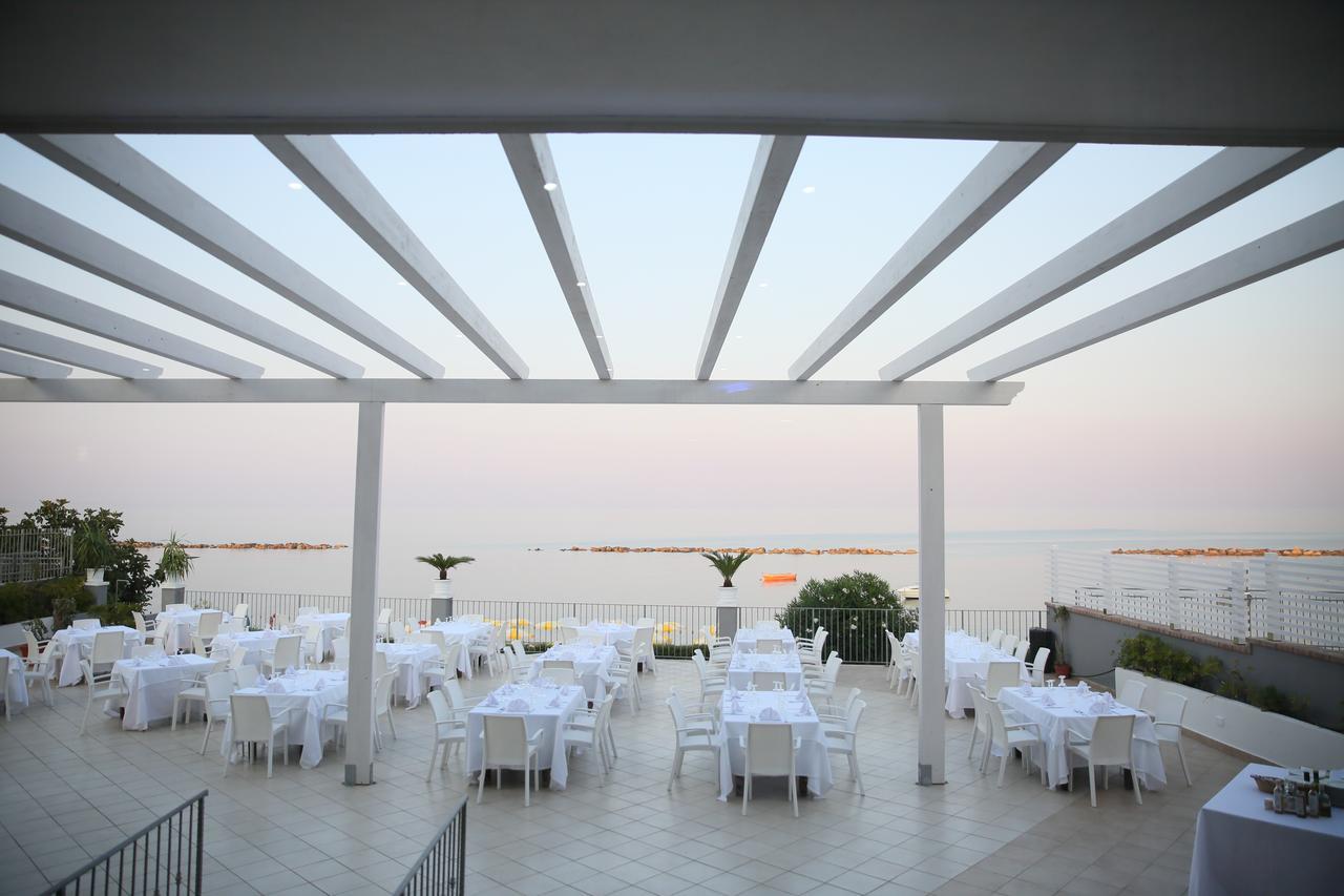 Hotel Dolce Stella Torre Melissa Eksteriør bilde